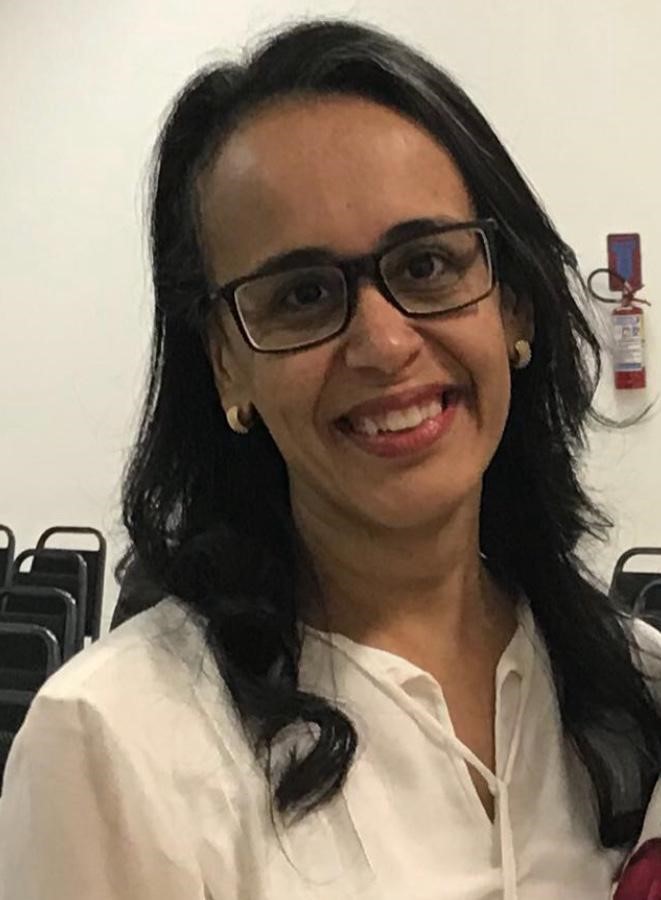 Elisângela Cristina Albuquerque de Sousa