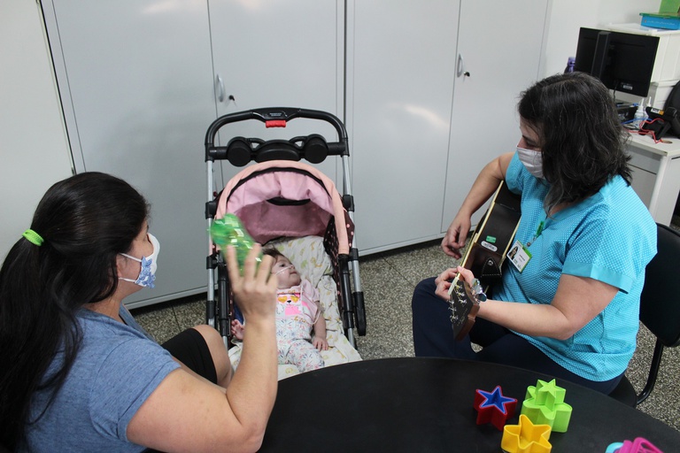 Espaços adequados e atividades lúdicas garantem humanização em atendimentos  a menores na Rede Ebserh/MEC — Empresa Brasileira de Serviços Hospitalares