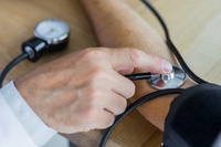 Especialistas da Rede Ebserh enfatizam importância da prevenção no combate à hipertensão arterial