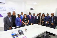 HUB recebe visita de comitiva liderada pela ministra da Saúde da Angola