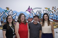 Sala de Vacinas do HUB ganha pinturas originais do criador do Zé Gotinha