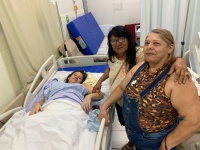 Ana Bezerra Brasileira, primeira nascida no HUAB-Ebserh, volta ao hospital para conhecer o bisneto