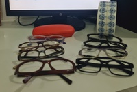 HUSM recebe doação de suprimentos e armações para montagem de óculos para crianças
