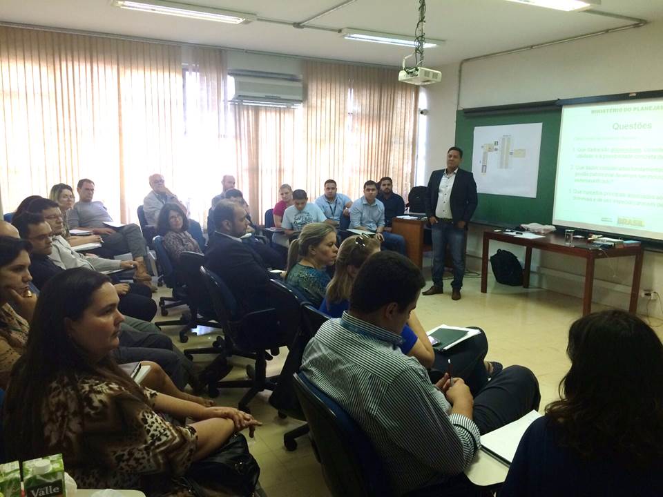 Oficina de Modelagem do Cadastro Único de Imóveis da União