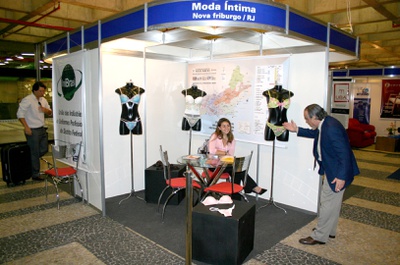 APLs_BNDES_2005_21.jpg