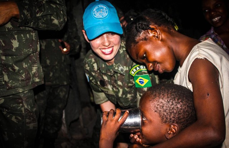 FKxHxCMWYA44qGd.jfif