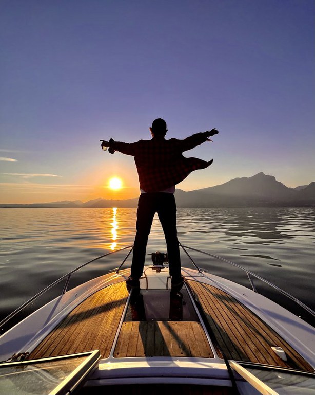 FQ0X5iHXoAU07Zq.jfif