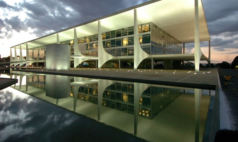 palacio_do_planalto.jpeg
