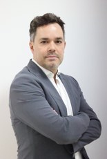 Prof. Dr. Pedro Silva Barros