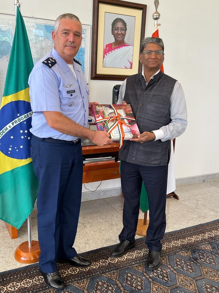 brigadeiro embaixada.jpg