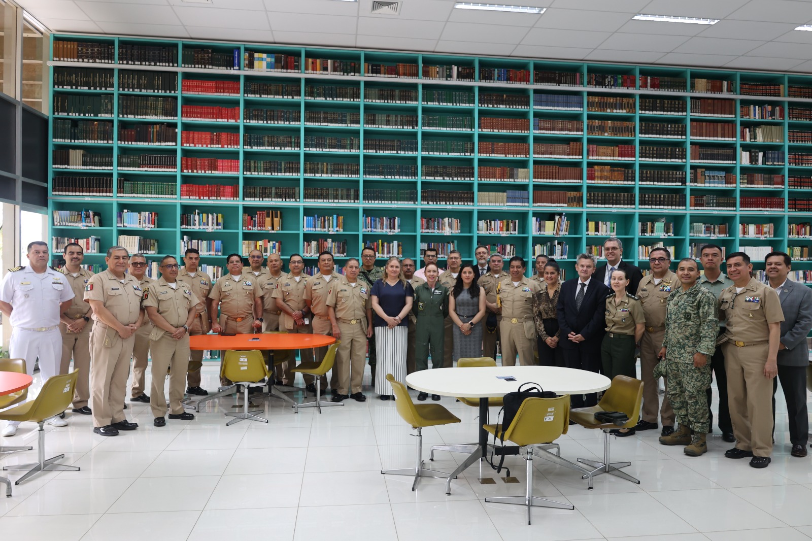 Delegação da CESNAV na Biblioteca da ESD