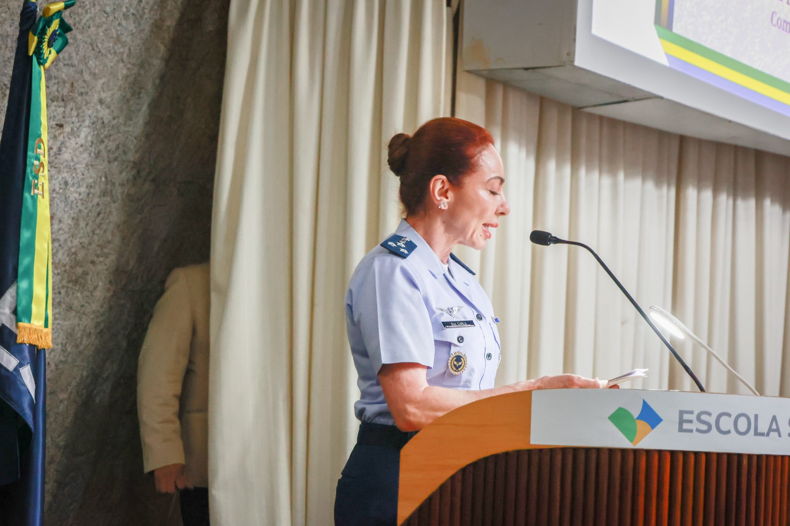 A abertura foi realizada pela Comandante da Escola Superior de Defesa
