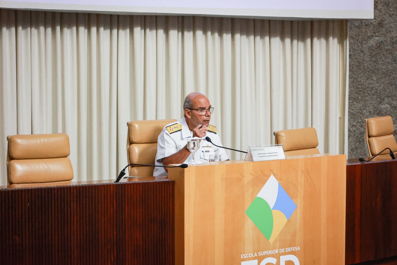 A programação contou com a exposição inicial do Comandante da Marinha