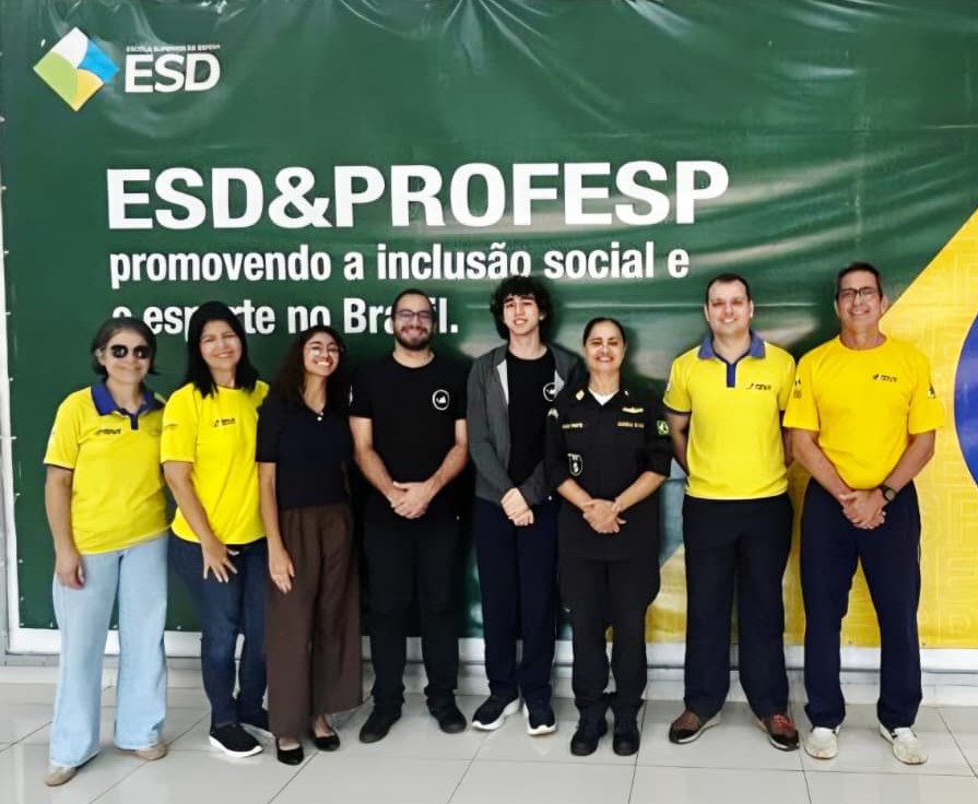 Visita de alunos da UNB aproxima ciência do PROFESP