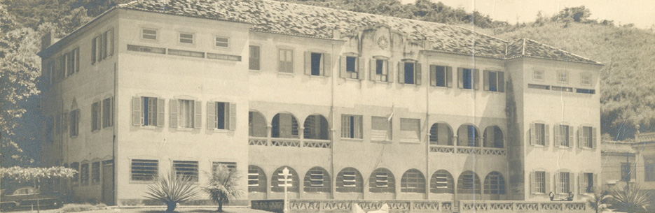 Fachada do prédio da Escola Superior de Guerra