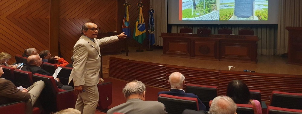 LOURENCO ACRJ2 inter.jpg