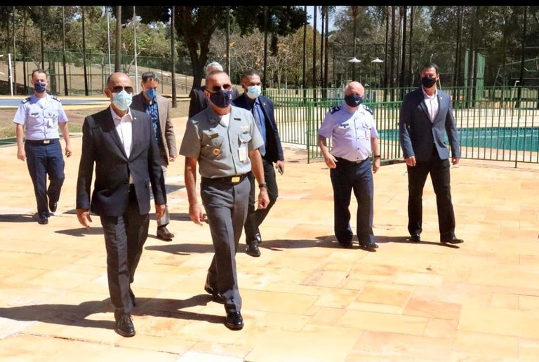 Campus Brasília da ESG recebe visita do Secretário de Relações Institucionais do GDF