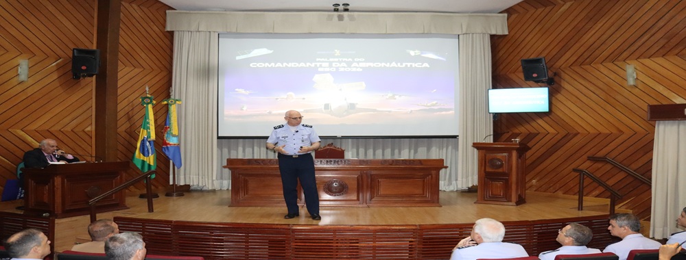 Palestra do comandante da força aérea brasileira ao curso superior de defesa