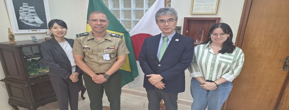 Cônsul-Geral do Japão visita a ESG