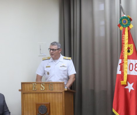 CA (FN) Paulo Roberto