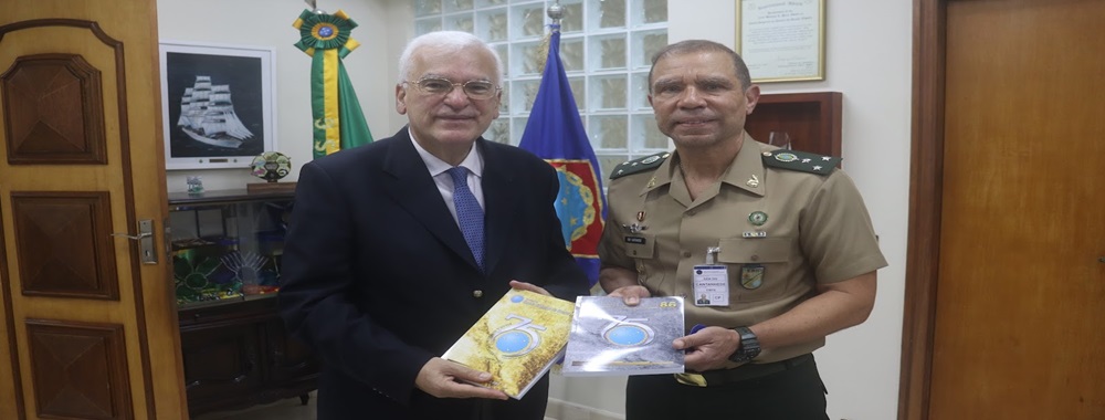 Escola Superior de Guerra recebe visita do Embaixador do Chipre