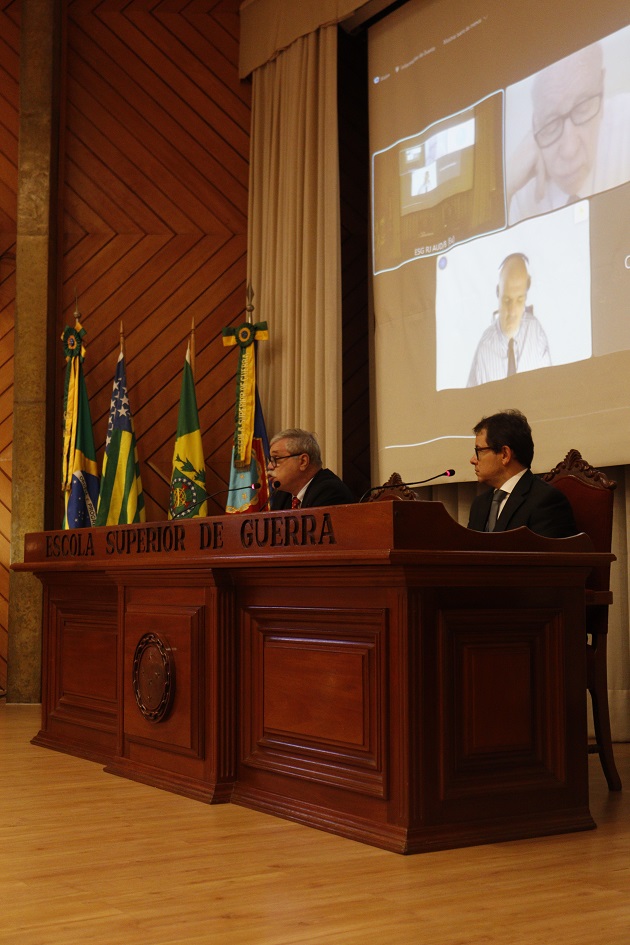 2022_04_06-SEMINÁRIO 200 ANOS 02.jpg