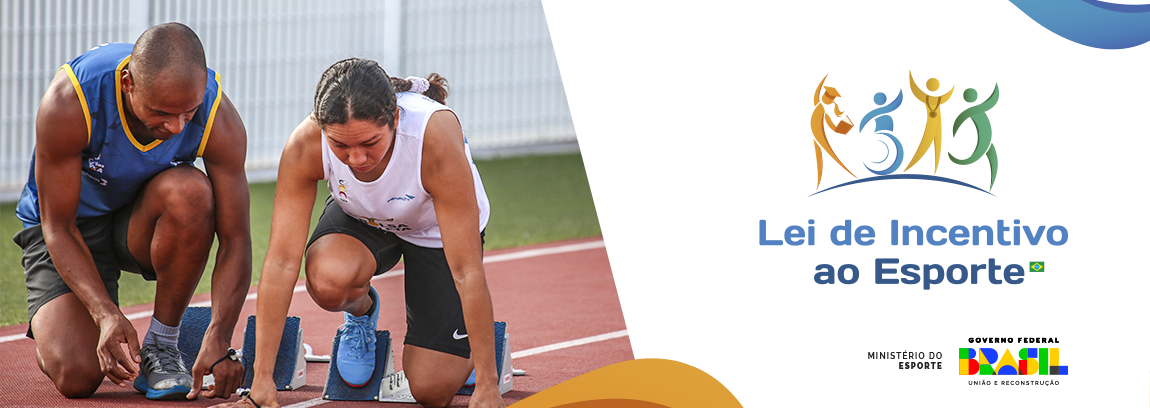 Banner mostrando dois atletas praticando corrida, sendo um homem negro e uma mulher branca, ambos em movimento, representando a diversidade e inclusão no esporte. O fundo da imagem é de cor neutra, destacando os atletas. Ao lado, estão os símbolos da Lei de Incentivo ao Esporte e do Governo Federal, reforçando o apoio institucional a projetos esportivos no Brasil.