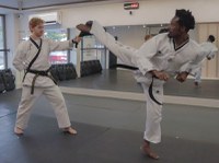 Gestor do MEsp e ex-atleta olímpico do Taekwondo alerta sobre a importância da prevenção do câncer