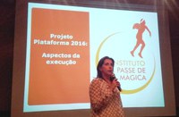Magic Paula mostra projetos do Instituto Passe de Mágica durante Café com Incentivo