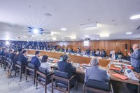 Reunião ministerial destaca reconstrução do governo e investimentos em políticas esportivas