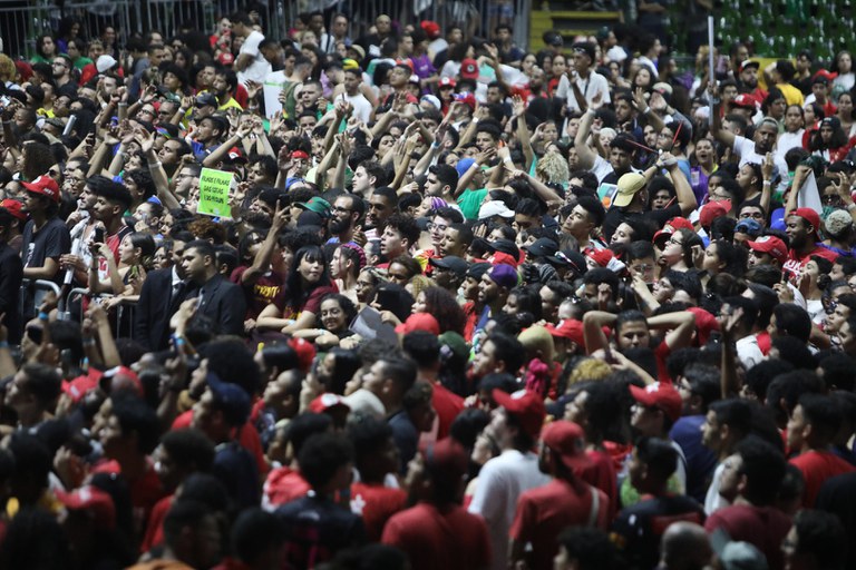 Foto Mariana Raphael (1).jpg