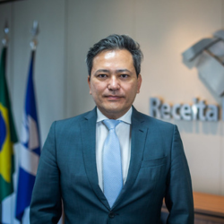 Secretário Especial da Receita Federal do Brasil Robson Sakiyama Barreirinhas