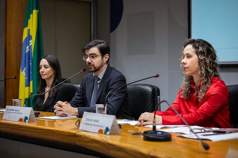 Coletiva Boletim Macrofiscal (1).jpg