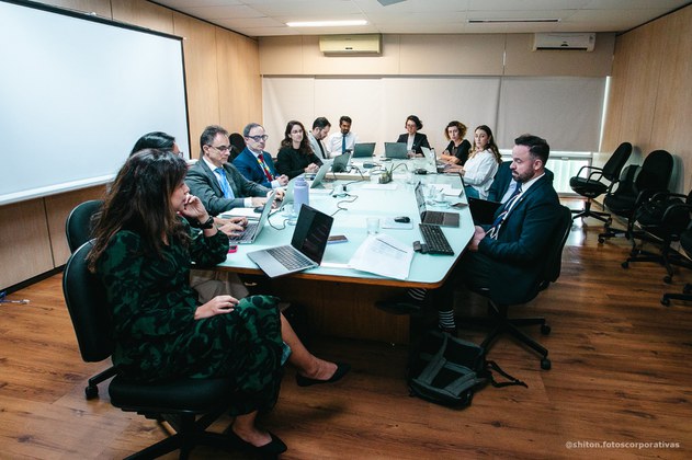 Encontro com Fundo Verde do Clima.jpg