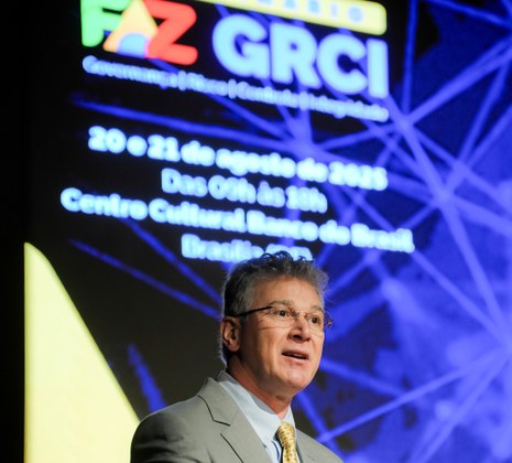 Na solenidade de abertura, Dany Secco, presidente do Comitê da Fazenda, destacou a importância do seminário como espaço de diálogo e troca de experiências – Foto: Filipe Alcântara