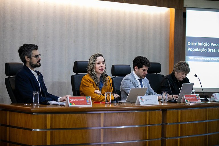 Para a subsecretária Débora Freire, o estudo fortalece a discussão sobre a regressividade tributária. “Agenda muito cara para o Ministério e o Governo Federal” – Foto: Washington Costa/MF