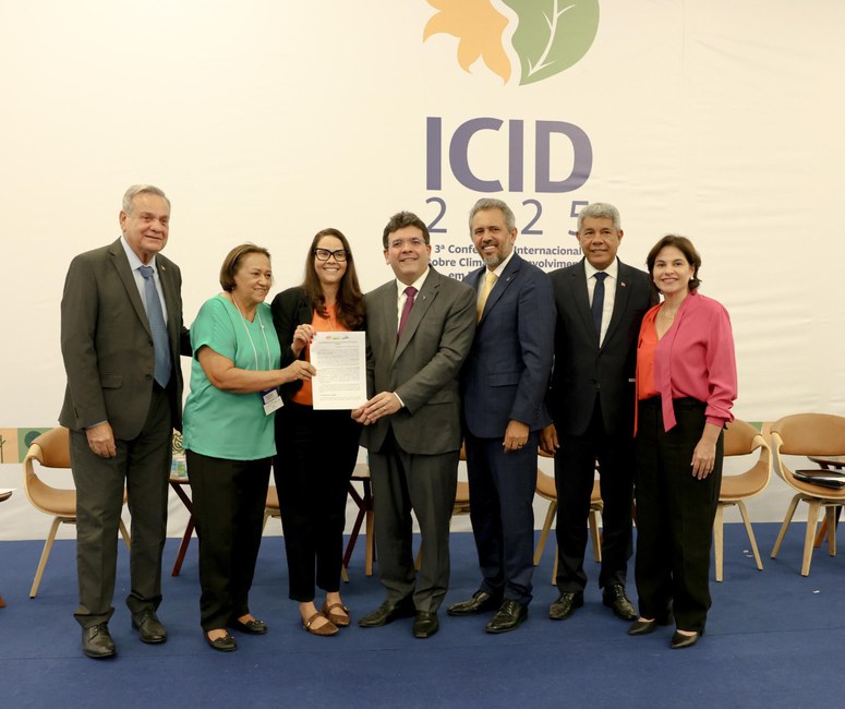 Entrega da Carta Compromisso pela Transformação Ecológica do Nordeste. Foto: Fernando Cavalcante/Banco do Nordeste do Brasil S.A.