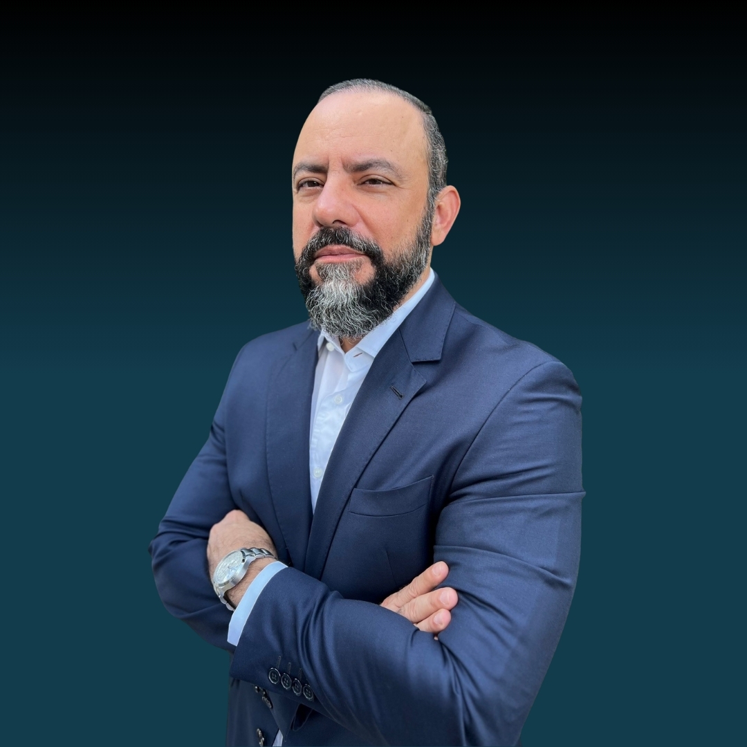 Gryecos Attom Valente Loureiro.jpg