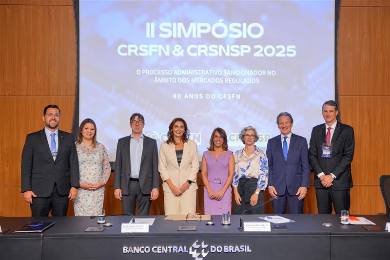 II SIMPÓSIO - Mesa Abertura (1).jpg