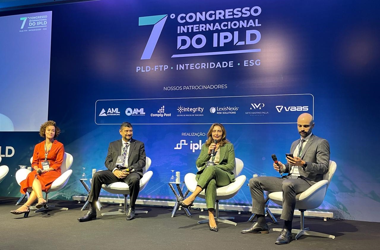 Presidente do participa do 7º Congresso do IPLD.jpg