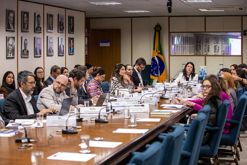 Fazenda apresenta proposta preliminar de cobertura setorial do mercado regulado de carbono