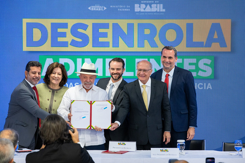 Governo Federal anuncia medidas de incentivo à adimplência e amplia acesso a crédito com juros menores