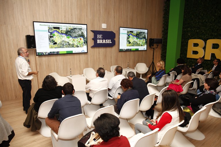 Capa_Servico Florestal apresenta contribuicoes para o controle das mudancas do clima.jpg