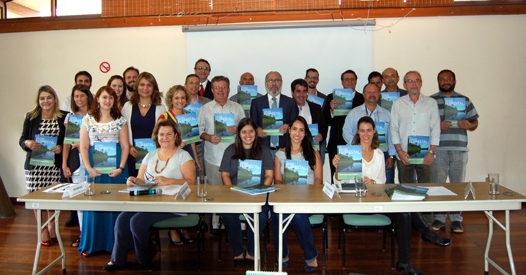 Capa_Servico Florestal e ICMBio lancam revista.jpg