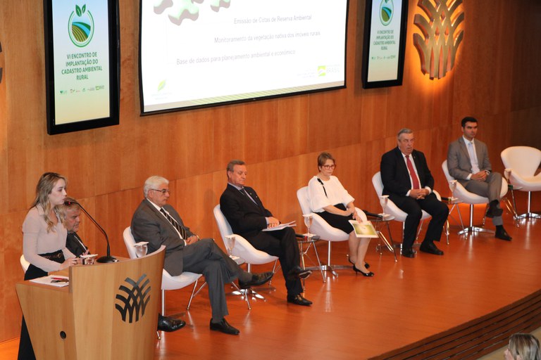 Capa_CAR Ministra Tereza Cristina e diretor Valdir Colatto abrem semana de debates.jpg