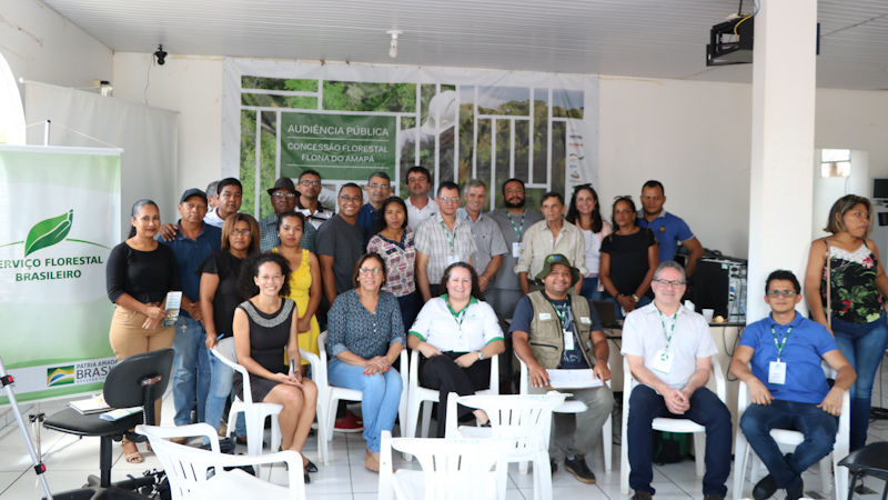 Capa_SFB apresenta proposta de concessao da Flona do Amapa no municipio de Pracuuba.jpg