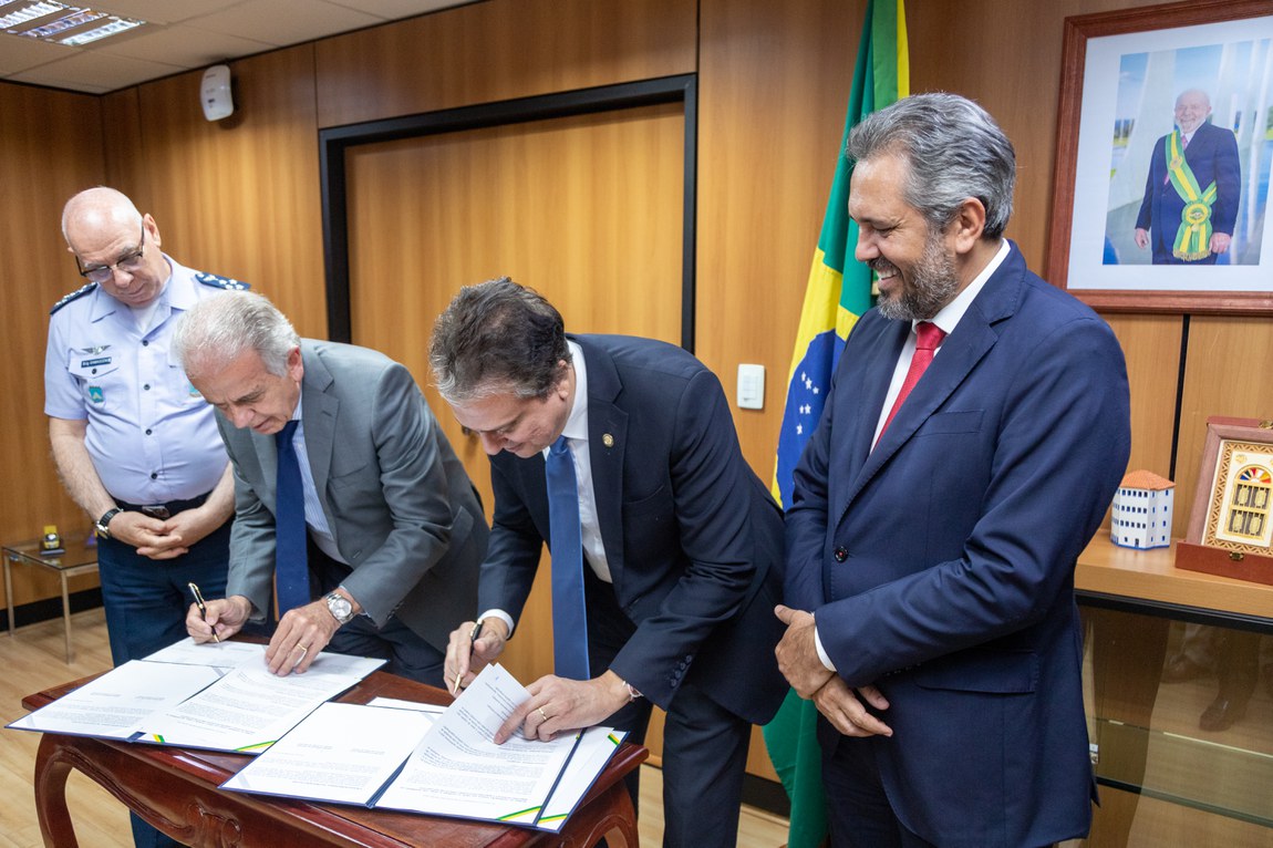 Assinatura 1º Acordo de Cooperação Técnica: Estudo de viabilidade de implantação do campus ITA no Ceará