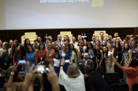 FNDE empossa 76 novos servidores em Brasília