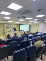 Delegação de Camarões explora aspectos financeiros e nutricionais do PNAE no segundo dia de visita ao Brasil