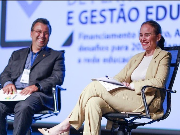 Untitled-1_0002_Layer 2.jpg